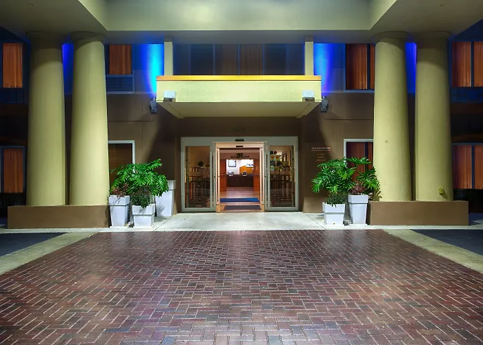 Holiday Inn Express Hotel & Suites Inverness By Ihg