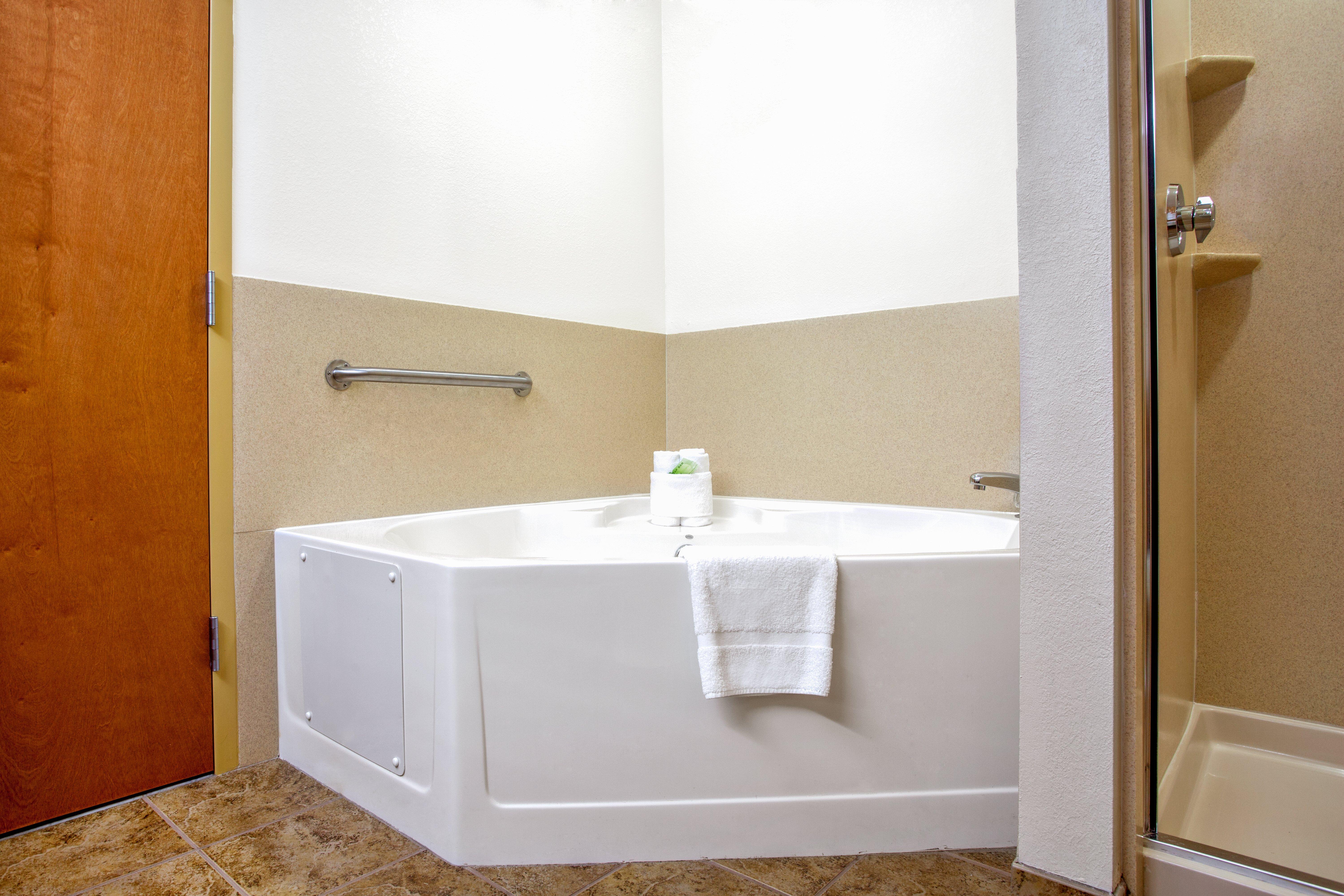 Hotel Express & Inverness By Ihg 2*