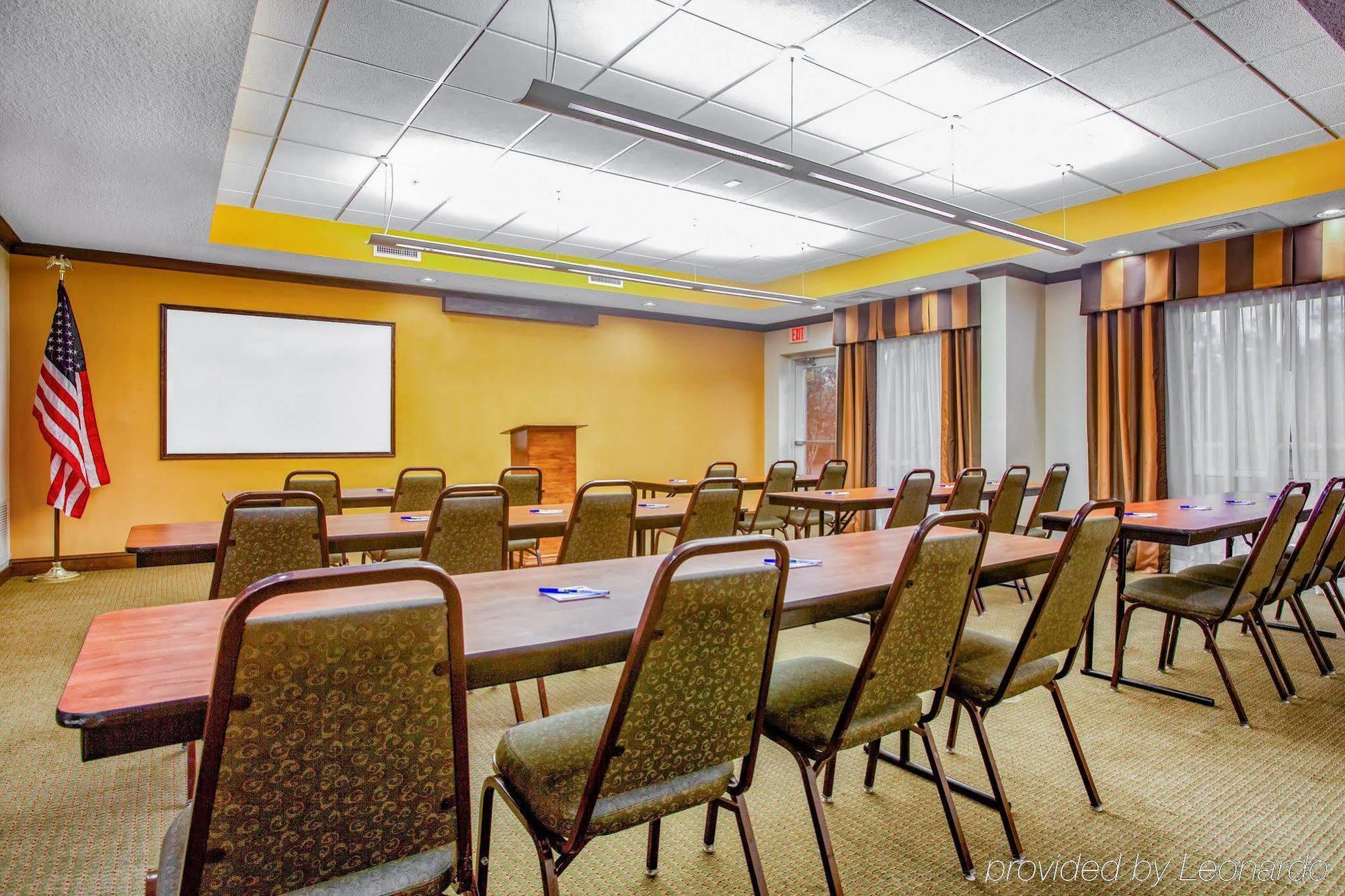 Hotel Express & Inverness By Ihg Lecanto